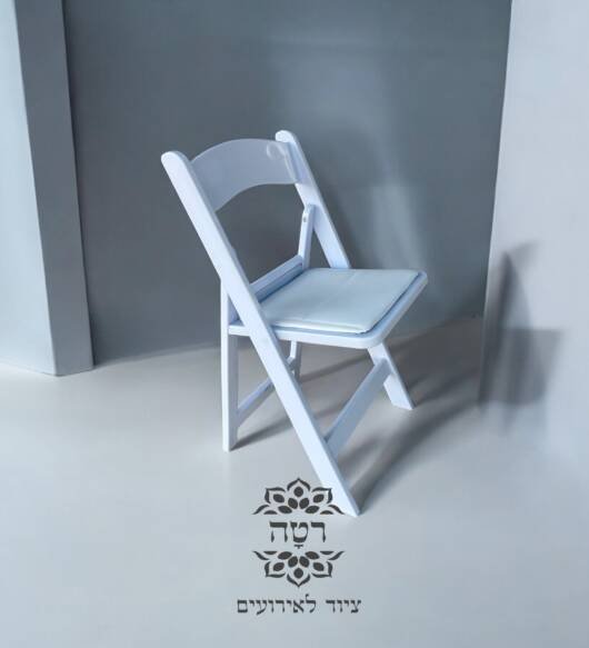 כיסא ״תיאלנדי״ לבן